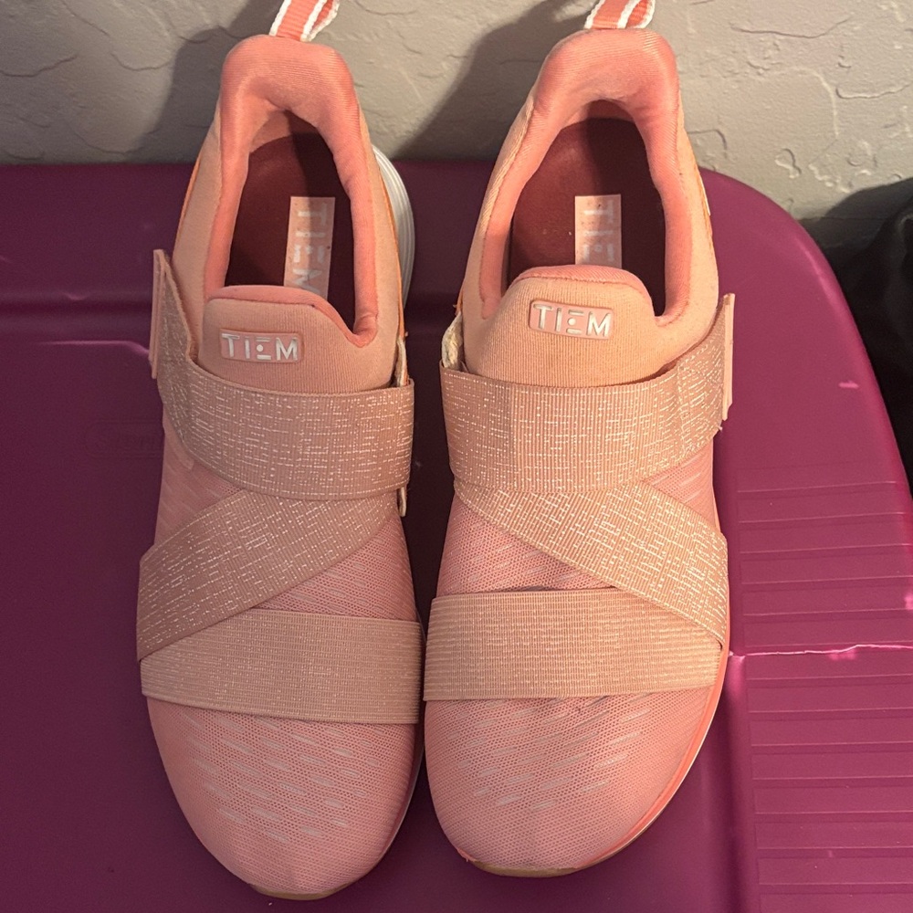 Latus Tiem Core Sneakers